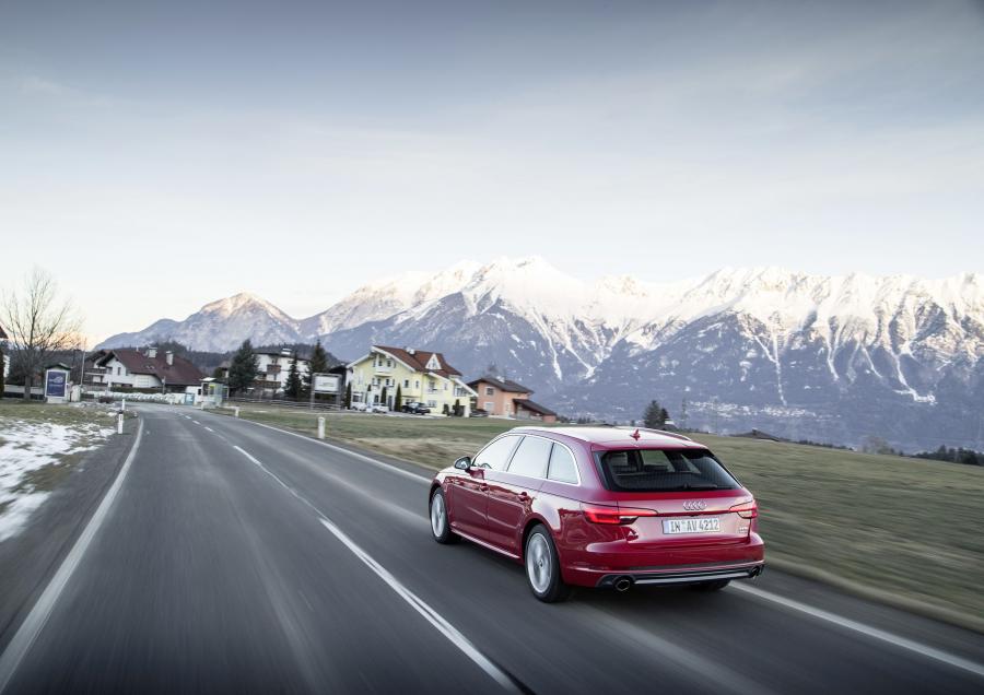 Audi A4 Avant TFSI Ultra S-Line (B9) 2016 года  (WW) (фото 11 из 14)